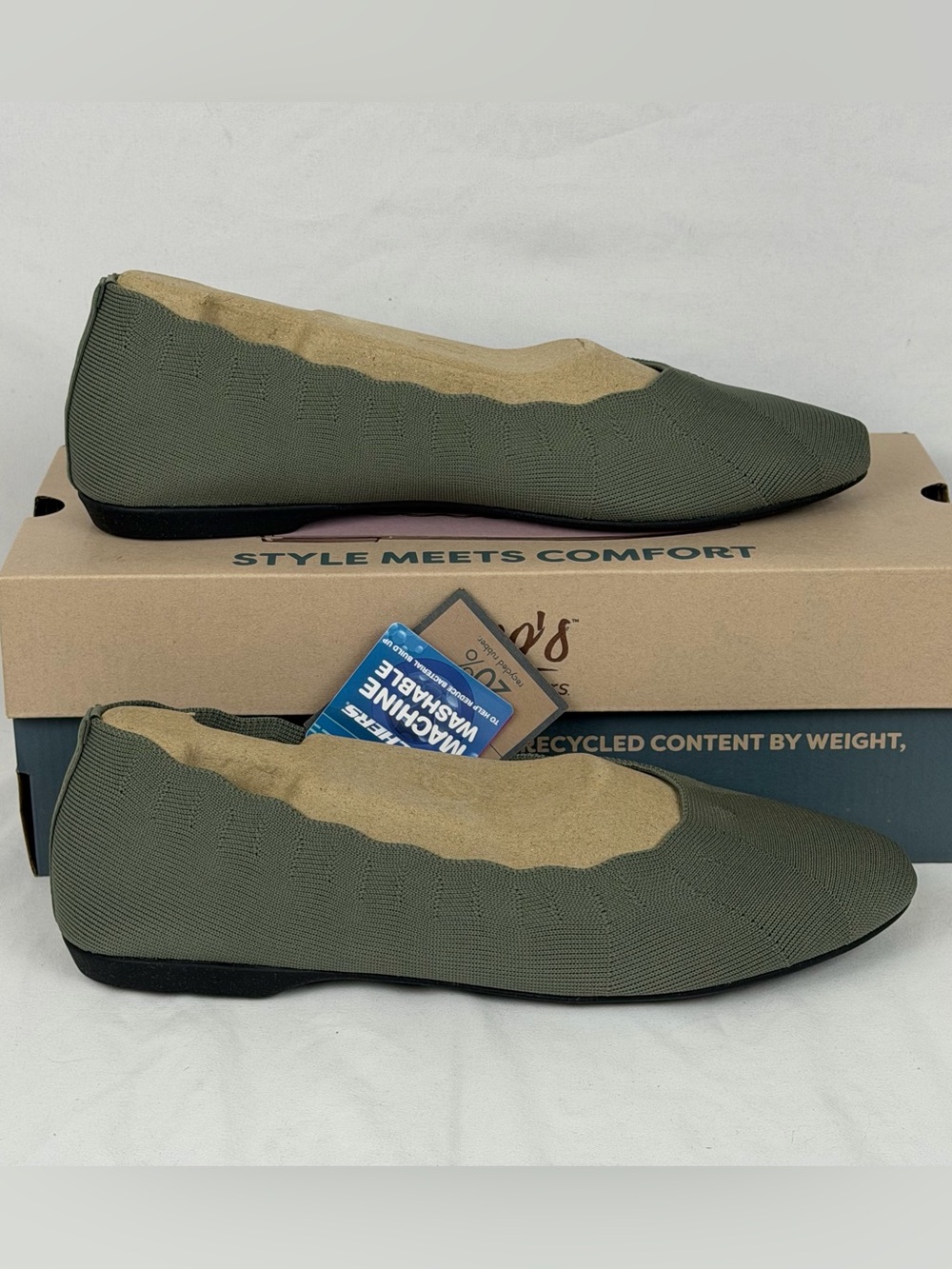 Skechers Cleo Style Flat Women’s Size 9.5 159273-OLV Olive Fabric